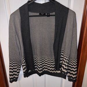 Verve Ami Chevron Patterned Cardigan in Gray and Black
